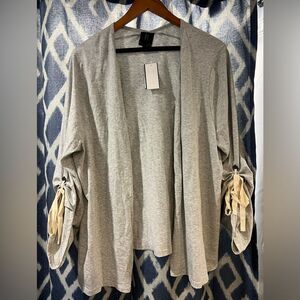 NWT Bobeau Womens Gray Cardigan M​